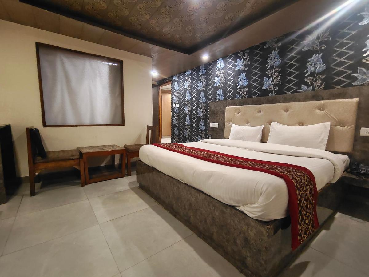 Mountain Zest-Simla Royale Near Mall Road-Free Pickup From Railway Station Simla מראה חיצוני תמונה